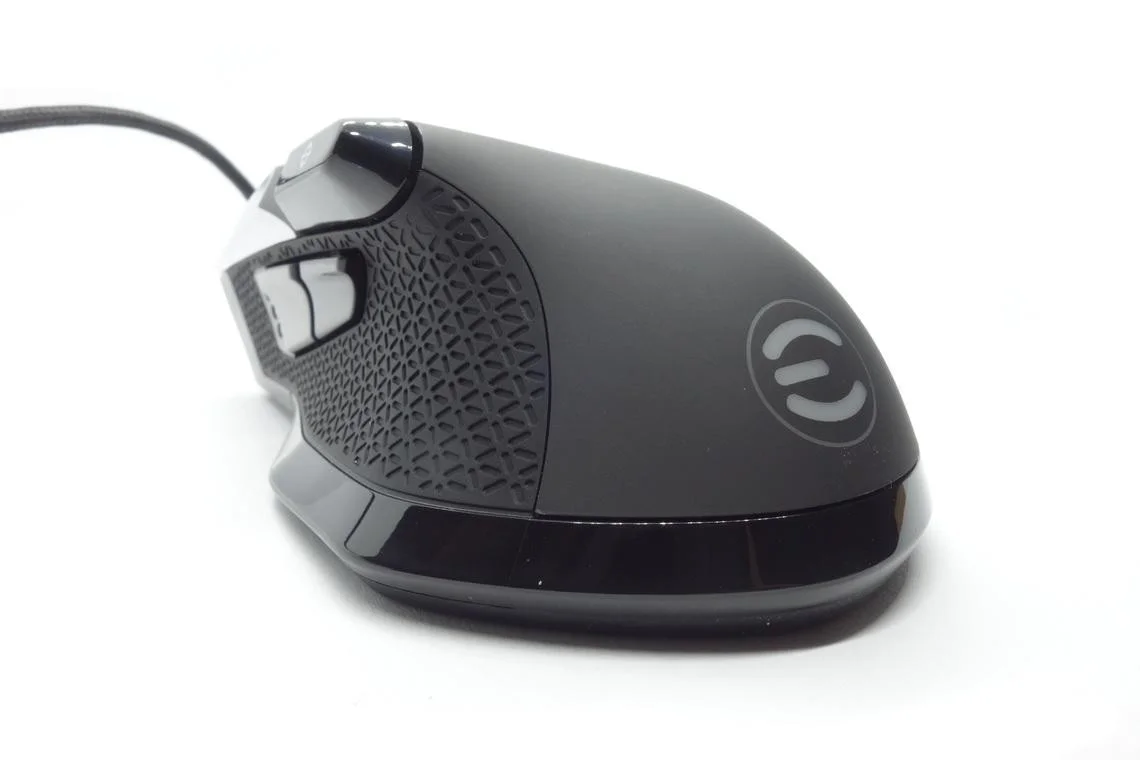 Evga X17 Gaming Mouse06