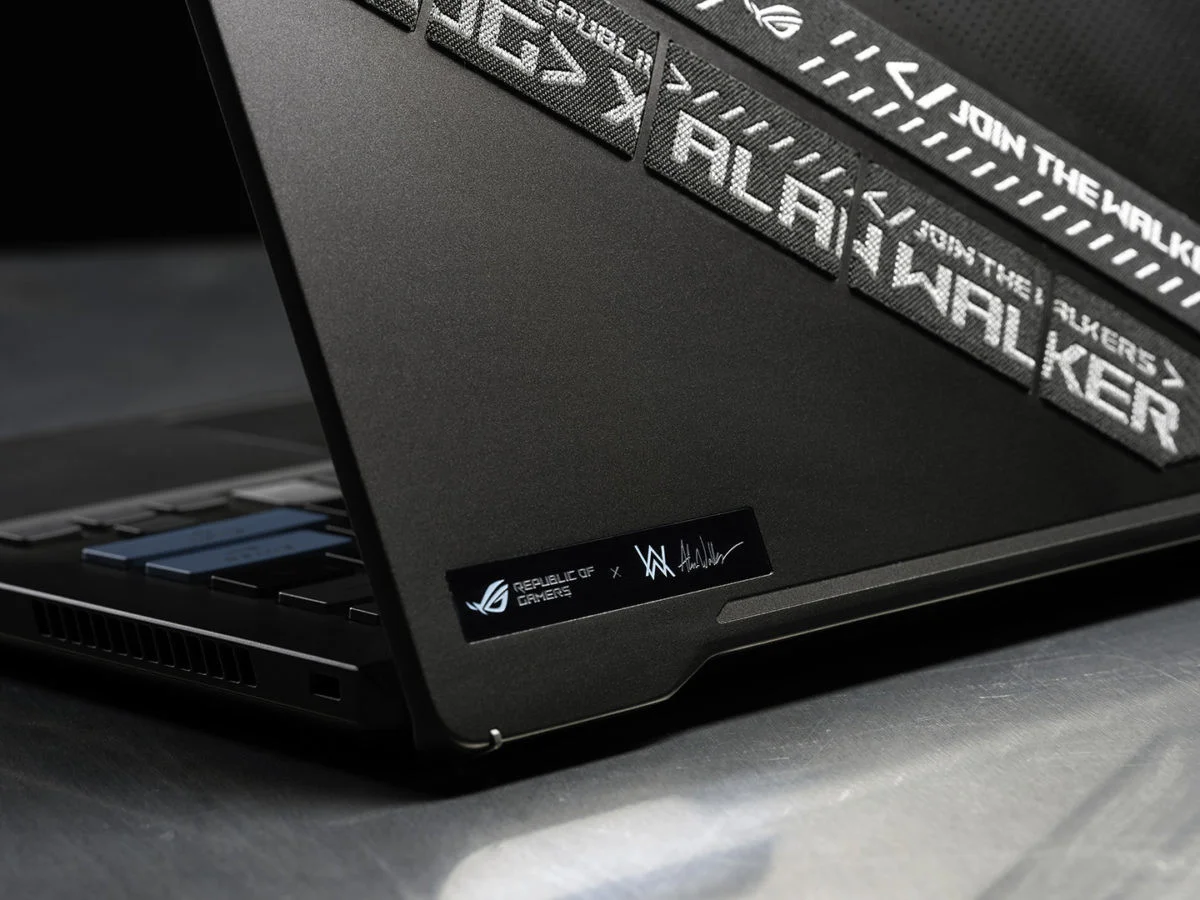 ROG ra mắt lapgop game Zephyrus G14 kết hợp cùng Alan Walker ROG ra mắt lapgop game Zephyrus G14 kết hợp cùng Alan Walker