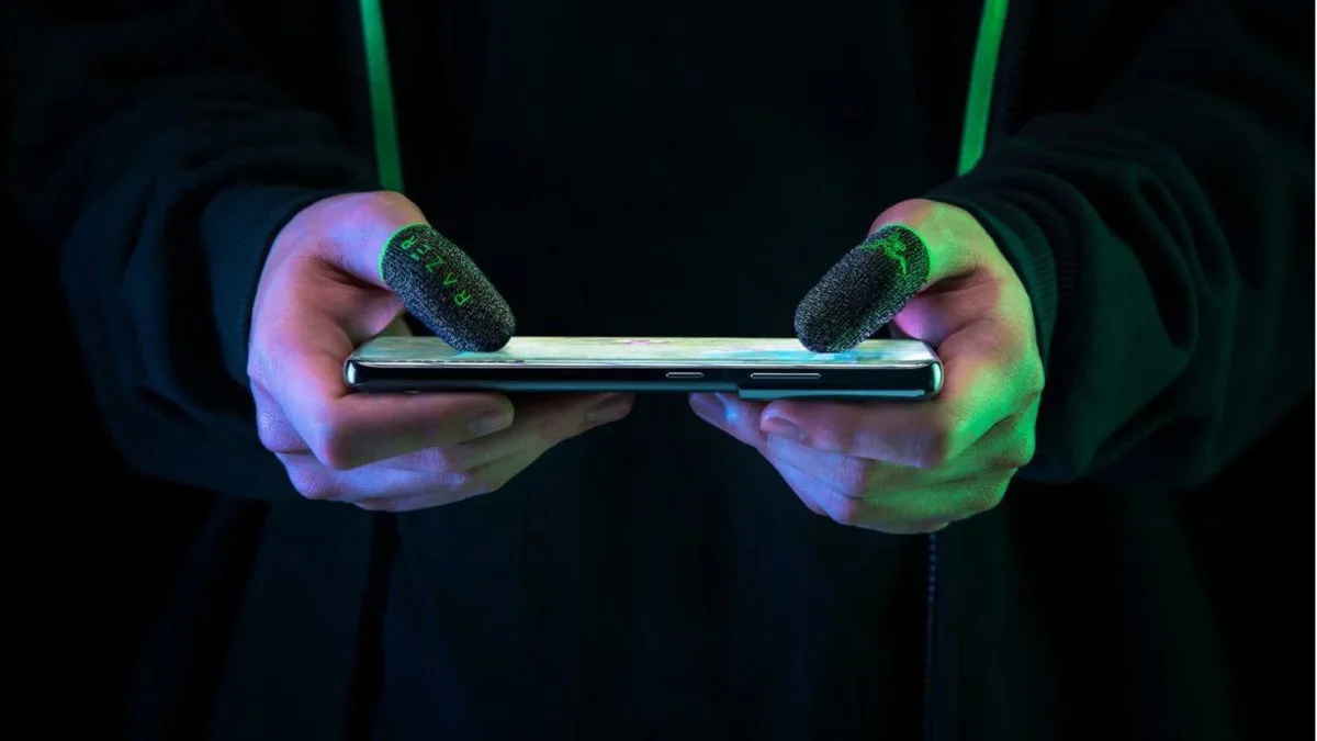 Razer tung thiết bị chơi game ‘bọc ngón tay’
