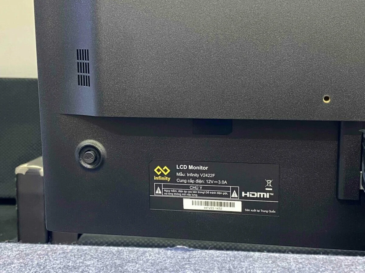 Khui hộp và test nhanh màn hình Infinity V2422F Chuyên Game