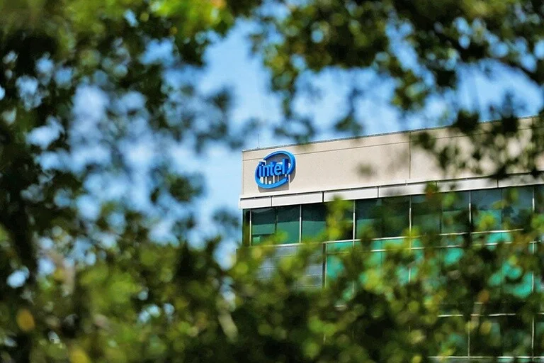 Thua lỗ nặng nề, Intel đóng cửa bộ phận SSD Thua lỗ nặng nề, Intel đóng cửa bộ phận SSD