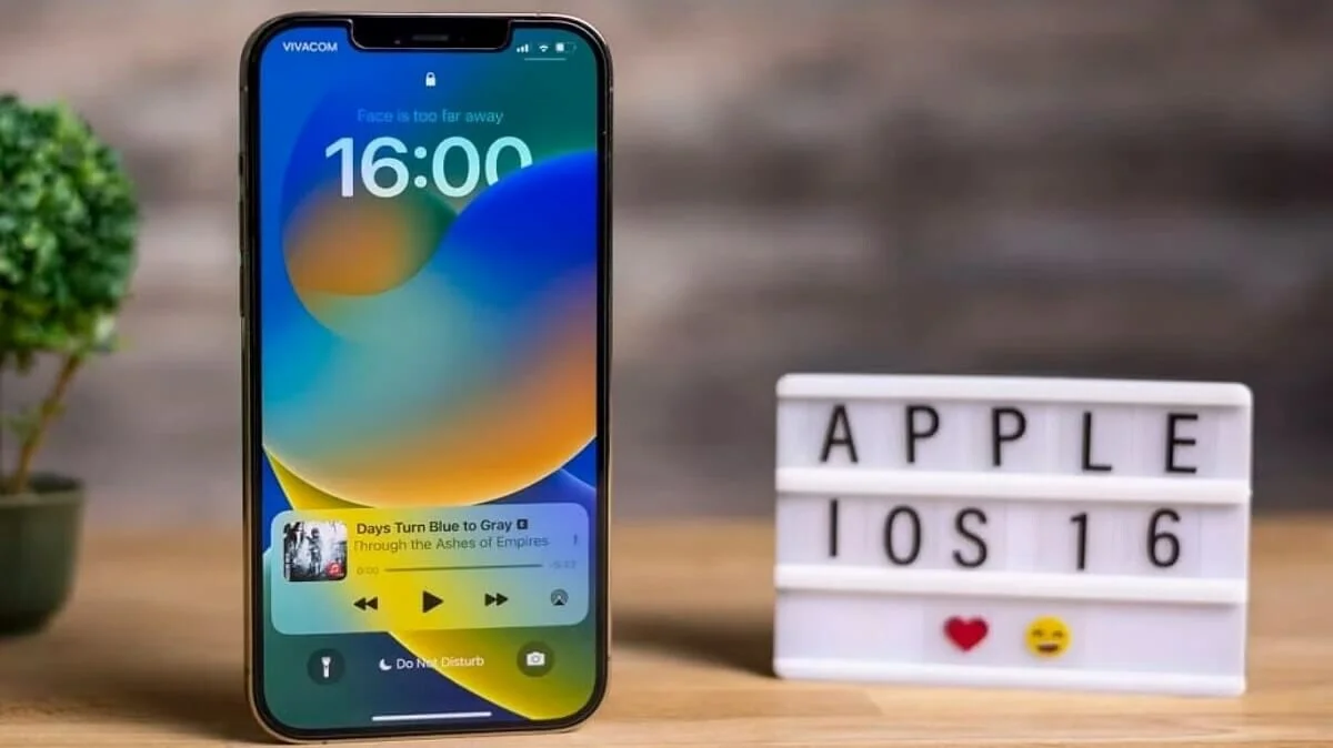 iOS 16